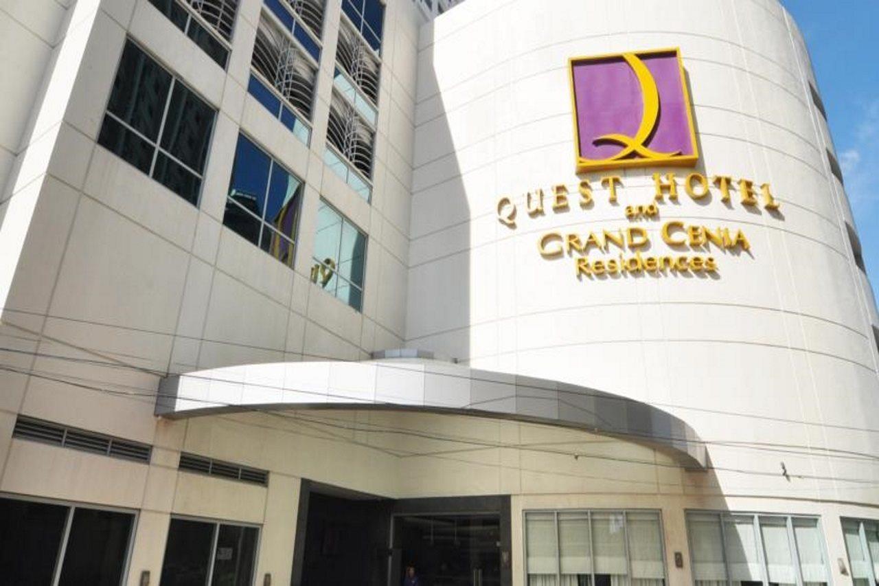 Quest Hotel & Conference Center Cebu Exteriör bild